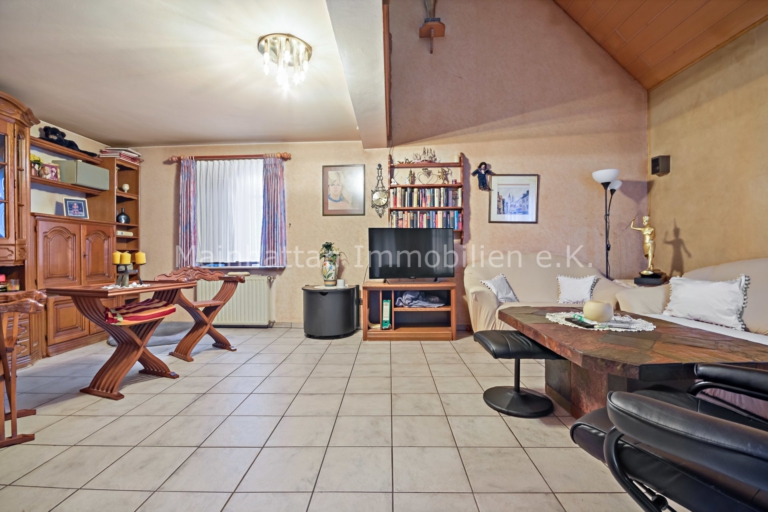 Bad Homburg vor der Höhe - Nimm Zwei - Sofortige Mieteinnahmen & Eigenheimpotenzial – jetzt investieren.